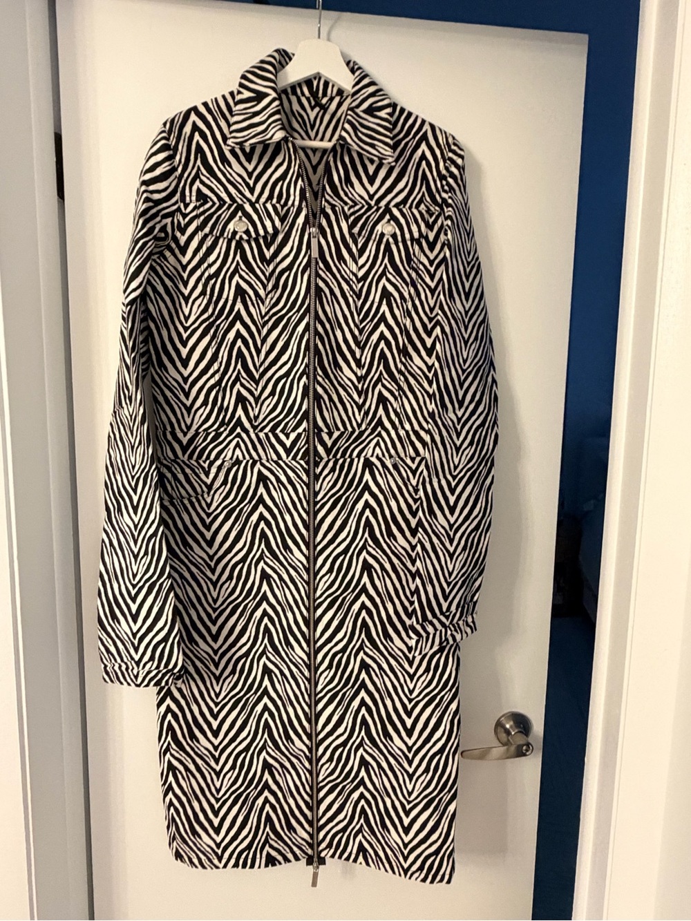 Black & White Zebra Print Zip-Front Women's Dress